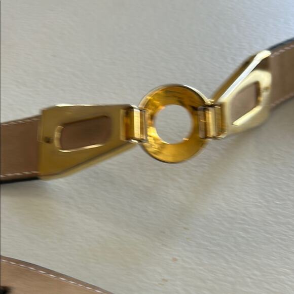 B.B. Simon Gold and Black Leather Belt with Shiny Buckle - Picture 6 of 10